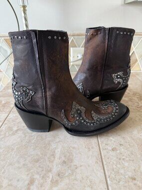 OLD GRINGO Leather Clarita Studded Toe Booties NWT Size 7